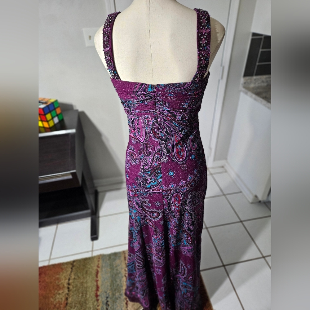 Cachet Purple Paisley Maxi Dress NWOT Size 4 - Picture 6 of 8